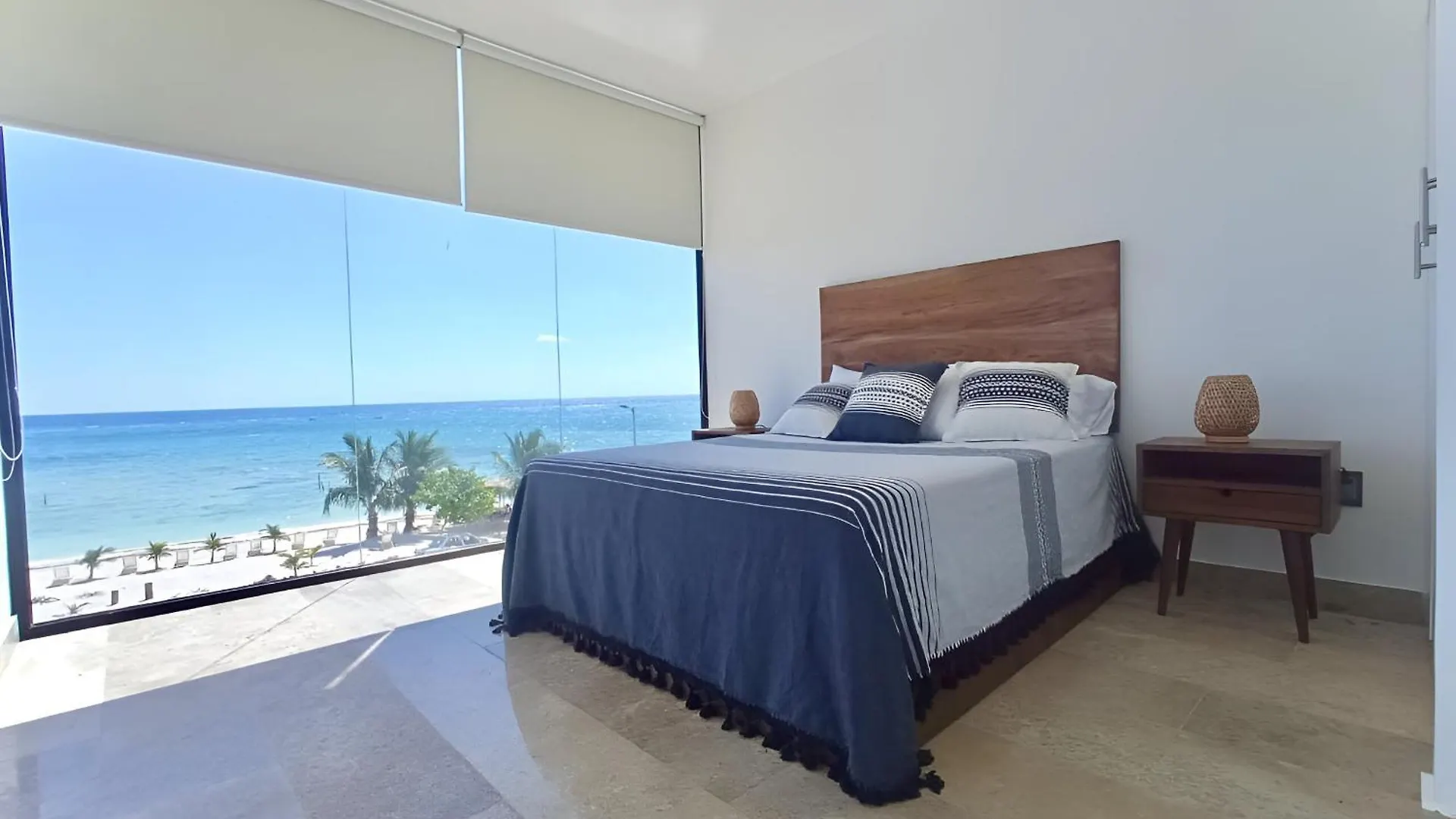 Oceanfront 2Bed - 2Bath Paradise Mahahual 0*,  Mexico