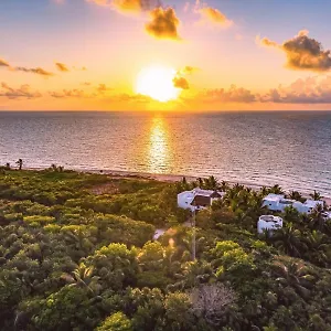 3* Hotel Almaplena Boutique
